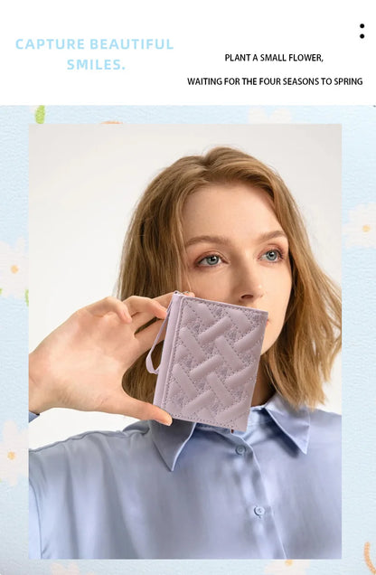 Women's Short Embroidered Love Zero Wallet Zipper Buckle Large Capacity Card Bag Versatile Fashion Simple.