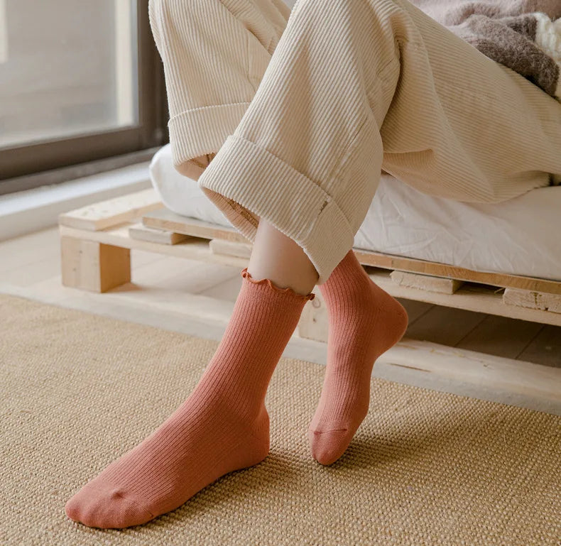 5 Pairs of Women's Solid Color Cotton Socks Japanese Style Ruffle Stacked Socks Cute Laciness Women's Long Socks.