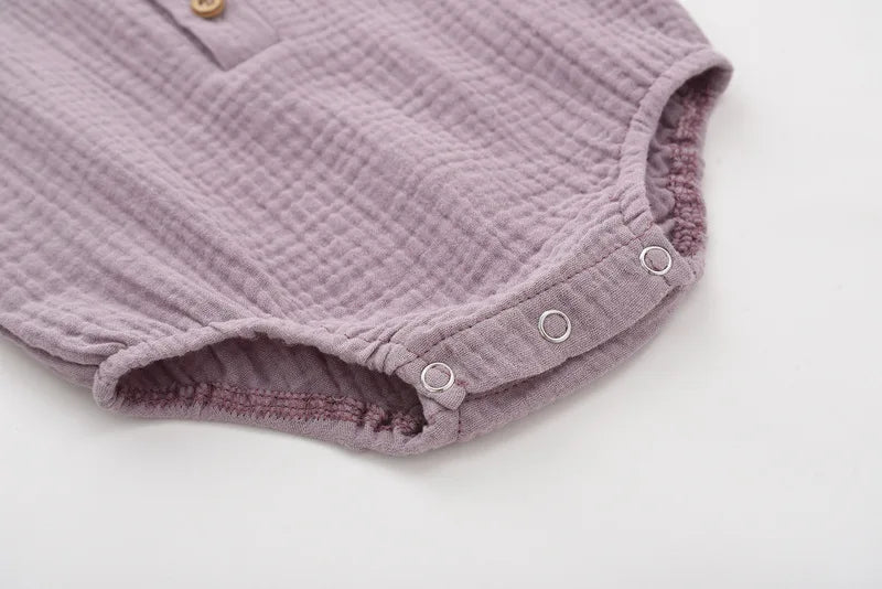 Sommer Solide Neugeborenen Baby 100% Baumwolle Leinen Bodys Junge Mädchen Ärmellose Strampler Overall Weiche Haut-freundliche Dünne Bequeme.