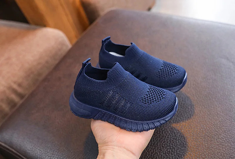 Children Shoes Spring Summer Kids Sneakers Soft Breathable Mesh For Boys Slip-on Casual Shoes Anti-Slip Walking Baby Girls Shoes.