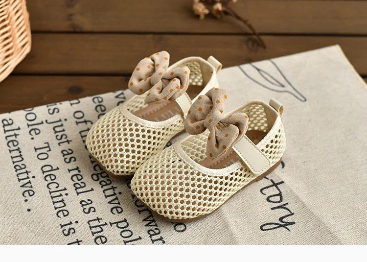 Children Girls Mesh Sandals Baby Summer Toddlers Fashion First Walker Shoes Causal Bowknot Sweet Kids Soft Sandals Breathable.