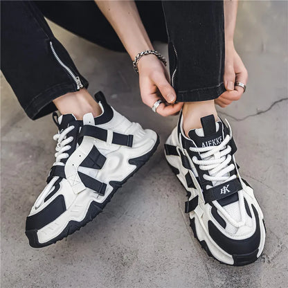 Thick Sole Four Seasons Sports Shoes Man 2024 Trend Spring Hot Sale Men's Casual Fashion Comfortable Outdoor Running Sneakers 44.
