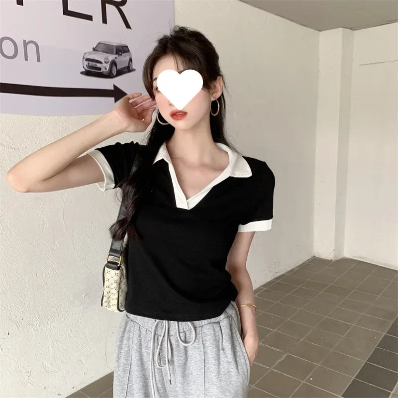 Plus Size Slimming Effect plus Size Women's Polo Neck T-shirt 200 Pounds Large Code College Style Top for plus Size Women.