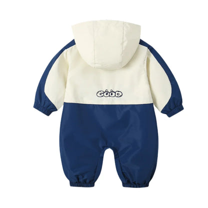 2025 Herbst winddichter Babyspielanzug für Neugeborene, Farbblock, Druckknopf, Kapuze, einteilig, 0–2 Jahre, Säuglings-Outdoor-Regenmantel-Overall.