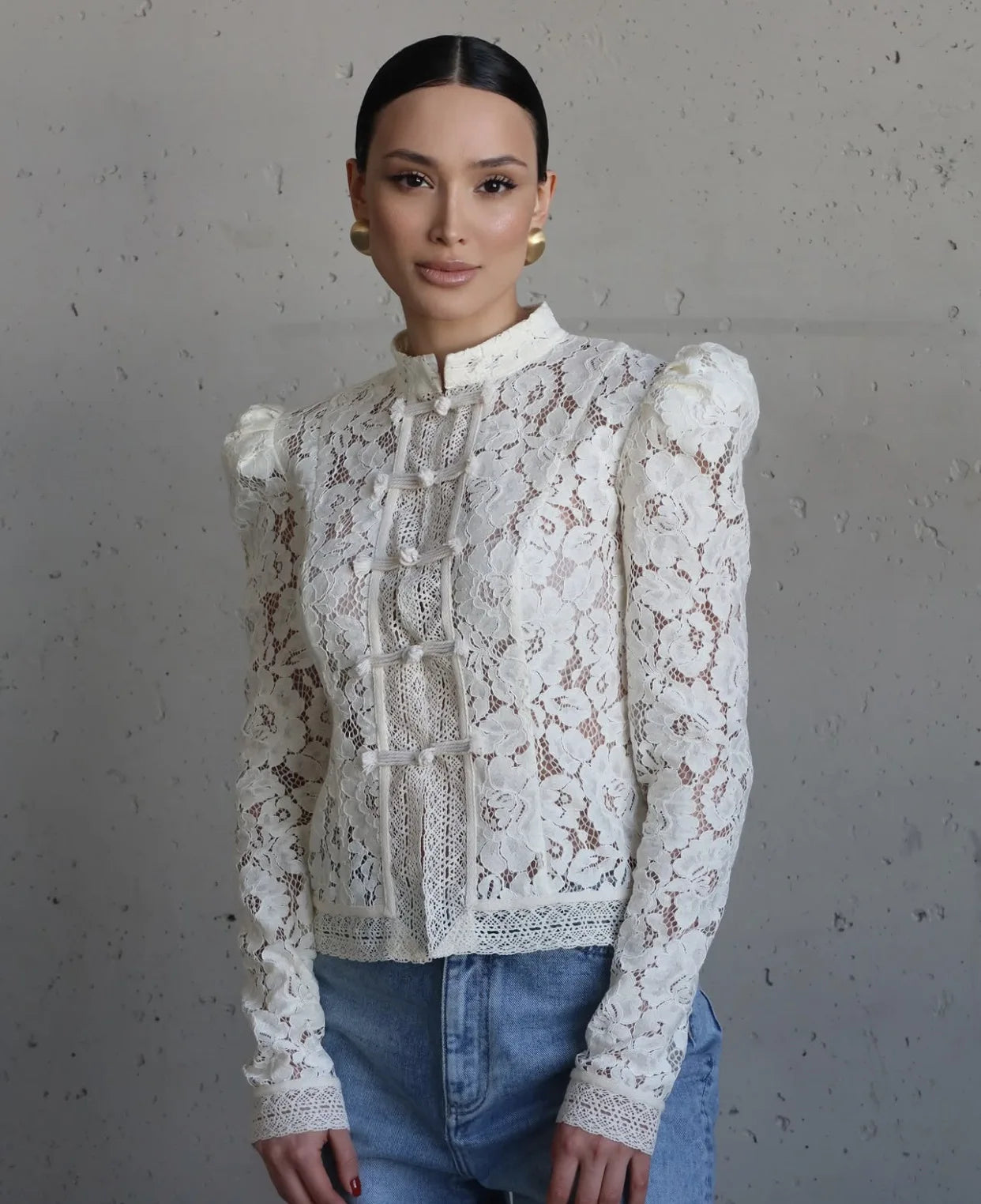 Tuularose Luxury Lace Blouse Fashion Lace Print Single Breasted Slim Shirt Vintage Elegant Party Looks Summer Women Blouse Tops