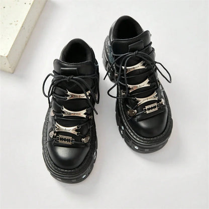 Punk Stil Frauen Schwarze Schuhe Rock Metall Dekor Lace-up Ferse Höhe Plattform Schuhe Gothic Mann Turnschuhe Frauen Stiefeletten 2025, Neue