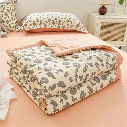 Printed Thin Duvet Skin-friendly Comforter 100x150cm for Kids Quilt Soft Bedspread Summer Blanket edredones (No Pillowcase)