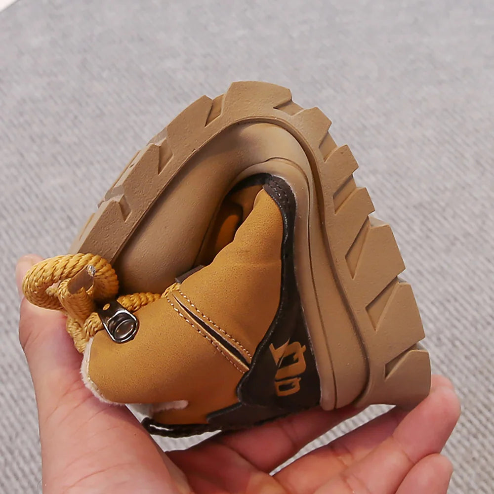 Winter Plush Boots For Children PU Leather Waterproof Boy's Warm Cotton Shoes Thick Warm Platform Teenager Kid's Snow Boots.