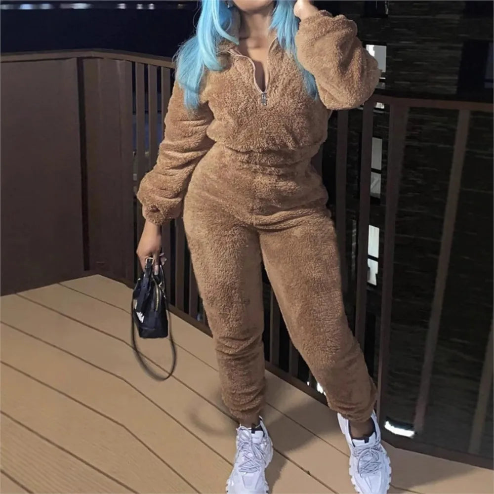 Mode Lässig Einfarbig Plüsch frauen Anzug Herbst Winter Neue Ultra Kurze Jacke Schlank Warme Sport Hosen Mädchen 2-teiliges Set