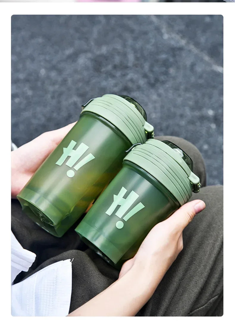 Portable 500ml Protein Powder Shaker Bottle Leak Proof Water Bottle for Gym Fitness Training Sport Shaker Mixing Cup with Scale.