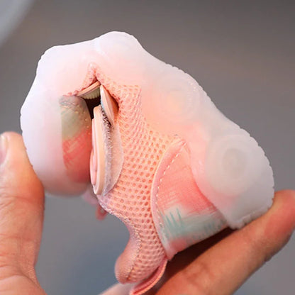 Children Led Casual Shoes Cute Cartoon Duck Sneakers Toddler Glowing Tennis Shoes Boys Girls Breathable Mesh Sports Shoes Sapato.