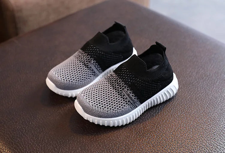 Kids Shoes Multicolor Knitted Toddler Baby Sneakers Casual Slip On Sneakers Children Shoes Kid Girls Boys Sports Shoes.
