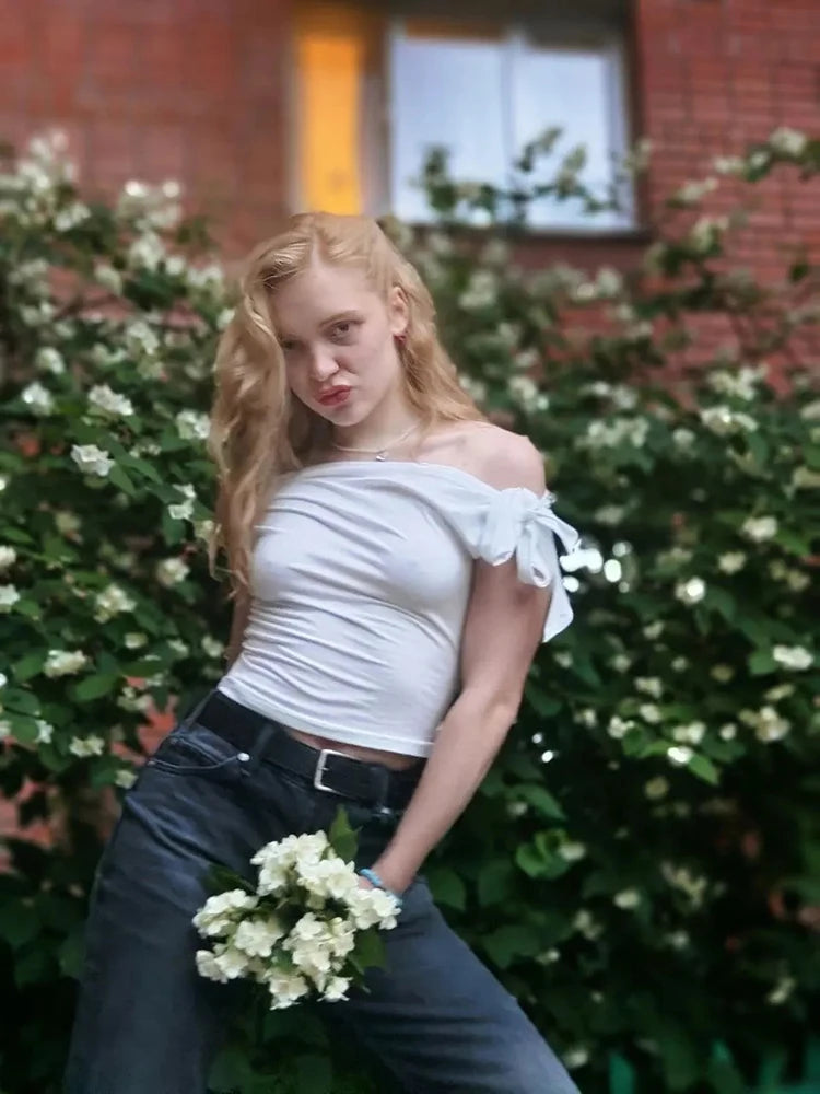 2025 Women'S Summer Ins Style New Shrink Pleated One-Shoulder Crop Top Backless Twist Tie Asymmetric T-Shirt Casual Top.