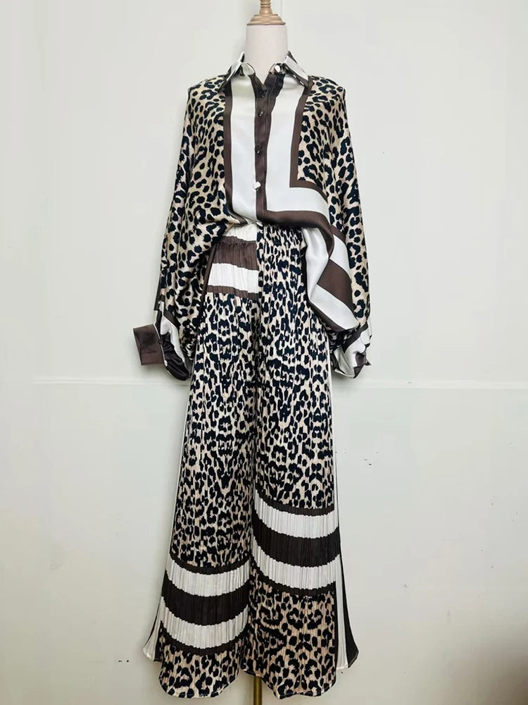 Designer's retro geometric print loose shirt two-piece set for Spring 2025 women's wear + pleated wide-leg pants fashion set.