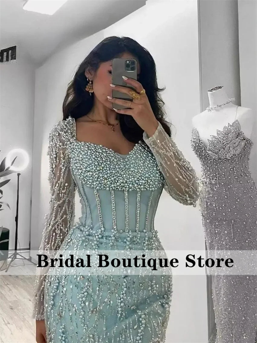 Glänzende blaue Dubai-Abendkleider 2025, mit Perlen verziert, Kristalle, Hochzeitskleid für besondere Anlässe, maßgeschneidert.