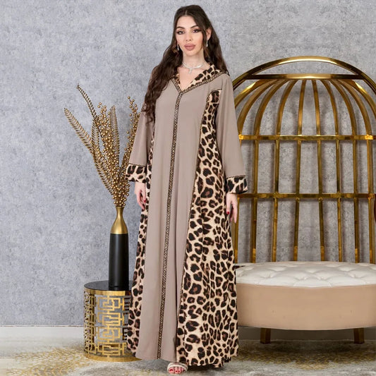 Elegantes arabisches Frauen-Partykleid, afrikanischer V-Ausschnitt, Leopardenmuster, langärmelig, Abaya, modische muslimische Dame, Urlaubskleid, islamische Kleidung