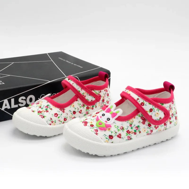 JGSHOWKITO Girls Canvas Shoes Soft Sports Shoes Kids Running Sneakers Candy  With Cartoon Rabbit Carrots Prints Children.