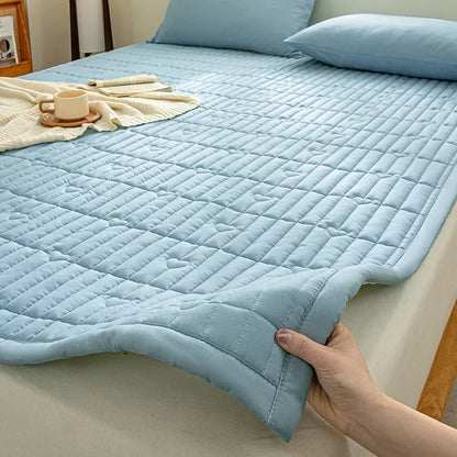 Washed cotton quilted thicken mattress pink romance heart sleeping mat 150cm bed sheet bed protection pad queen king size