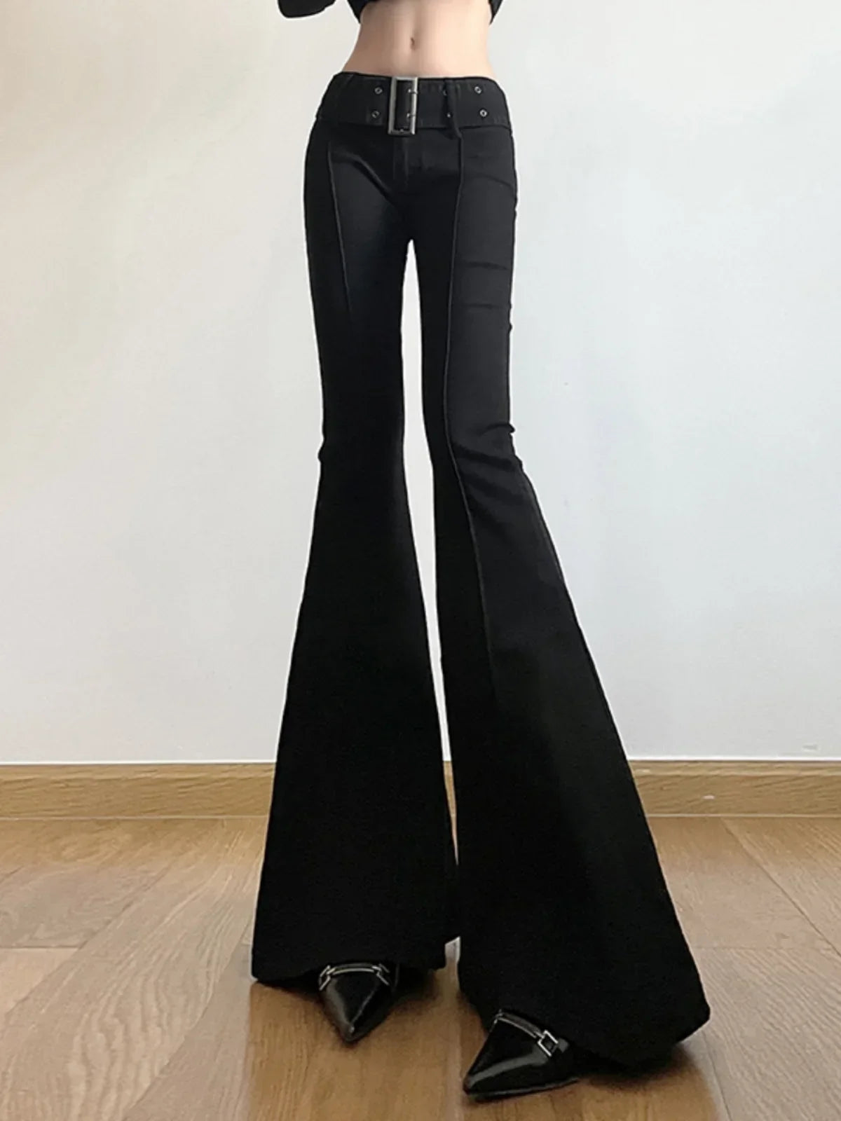 2025 Y2k Retro Emo 2000s Women's Black Flare Pants Streetwear Fashion Trousers Harajuku Wide Yoga Pants 90s Aesthetic Clothes.