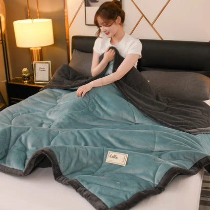 Milk Fleece Autumn Winter Warm Weighted Blankets for Beds European Thickened Beibei Velvet Throw Blanket Warmth Quilt Comforter.
