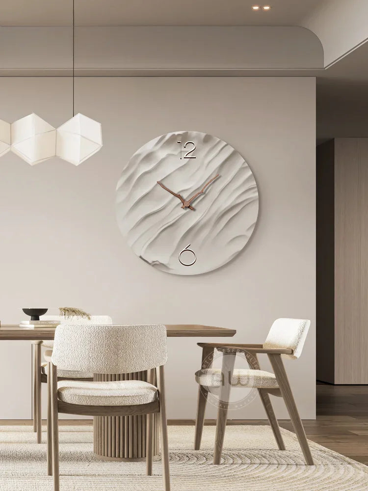 Stumme Wanduhren für Wohnzimmer, moderne runde Uhr, simulierte Stummuhr, fortschrittliches Licht, luxuriös, dekorativ, Wohnzimmer