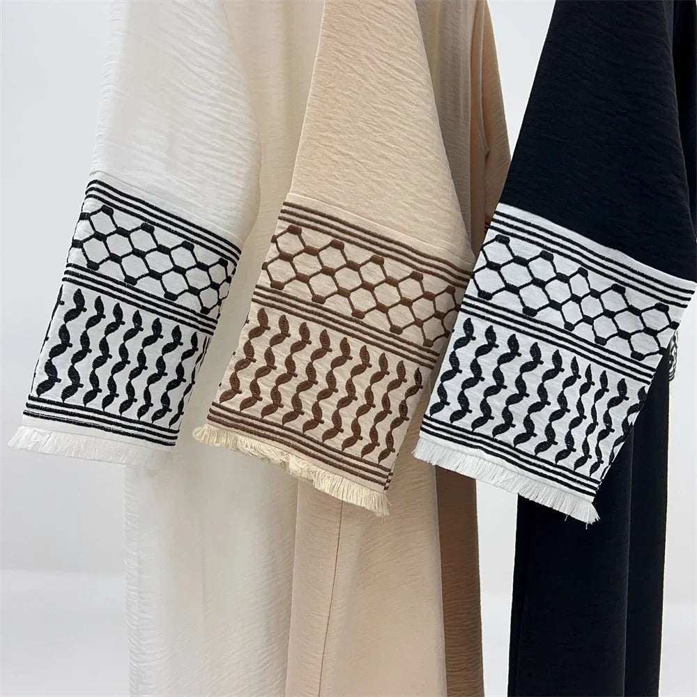 Autumn New Ramadan Open Embroidery Tassel Pink Kimono Abaya Dubai Luxury Muslim Islam Kaftan Dress Abayas Women Kebaya Caftan.