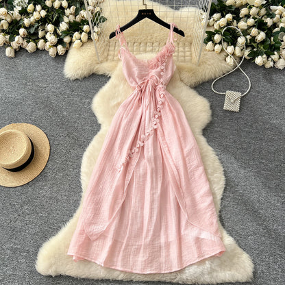 SINGREINY 2025, süßes Sommerkleid für Damen, Spaghettiträger, plissiert, 3D-Blumenmuster, schickes Sommerkleid, Fairycore, unregelmäßiges Kleid.