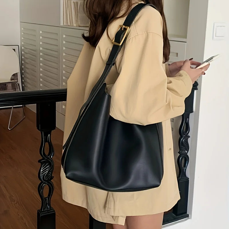 Women's Fashion Tote Bag, Minimalist Shoulder Handbag, Retro Faux Leather Bucket Bag, Polyurethane Lining, No Print.