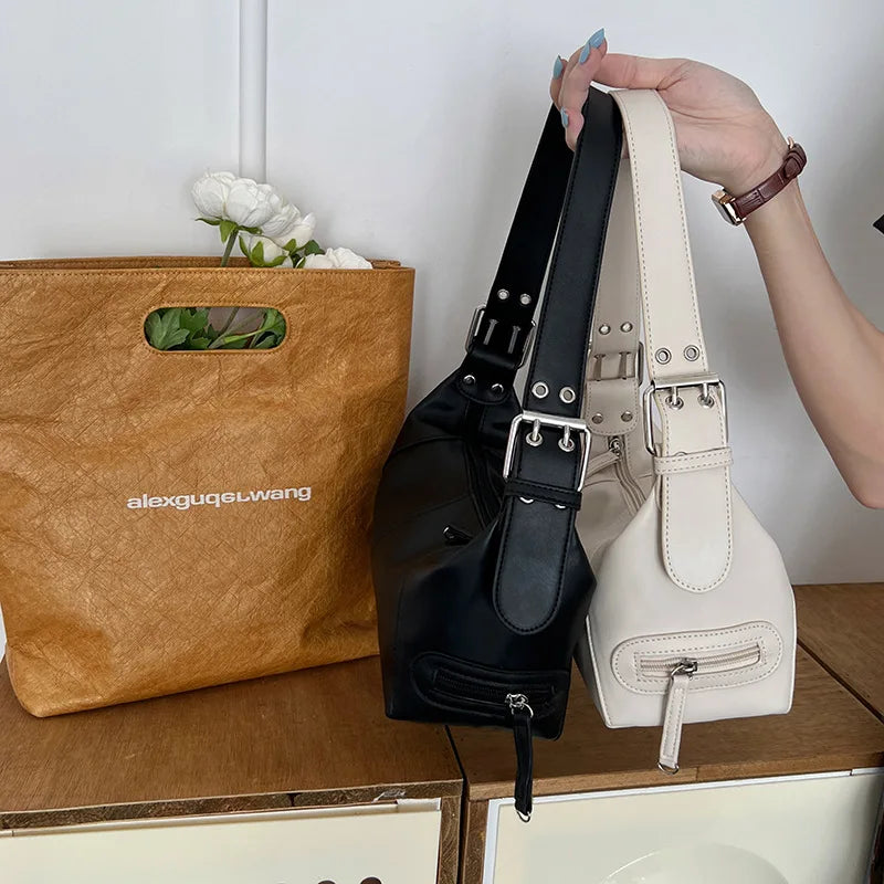 Y2K Style Shoulder Bag For Women Trendy Motorcycle Handbag Minimalist Shoulder Purse For Girls Street Wear.