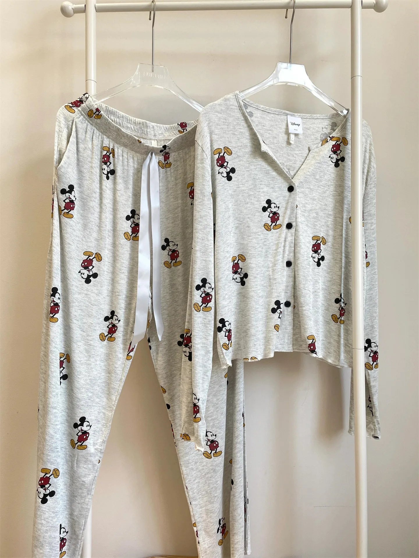 Cartoon Mickey Maus Pyjamas Frühling Herbst Langarm frauen Nachthemd Set Nette Hause Nachtwäsche V-ausschnitt Hause Kleidung.