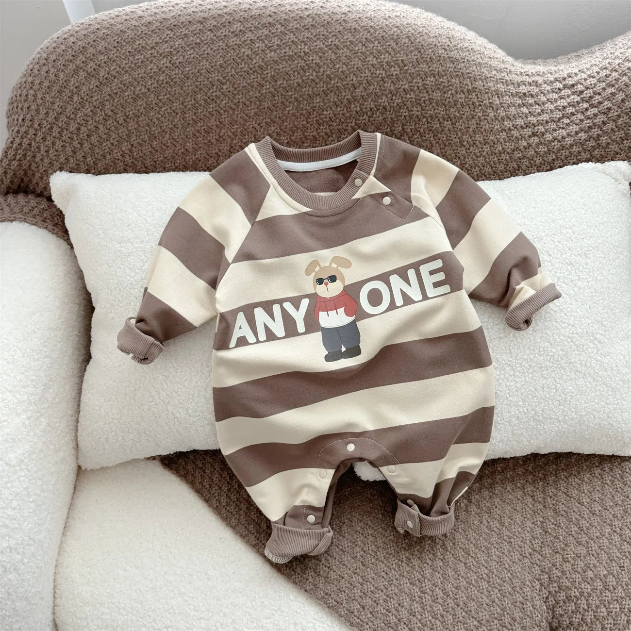 Ins 2024 Frühling Herbst Baby Jungen Bodysuit Baumwolle gestreiften Cartoon gedruckt Langarm Kleinkind Jungen Stram pler Neugeborene Jungen Outfits