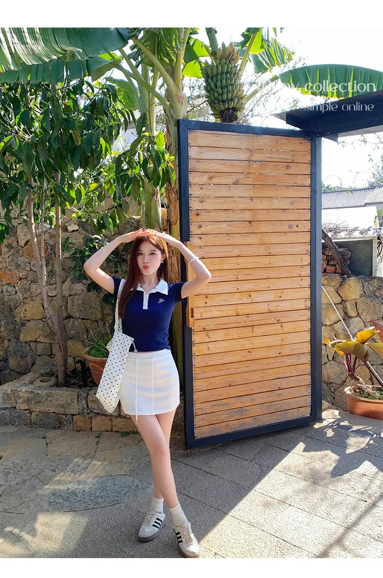 Women's Slim Fit Short Sleeve Polo Shirt Summer New Color Collision Design Red T-Shirt Top Fashionable Casual Business Wear.