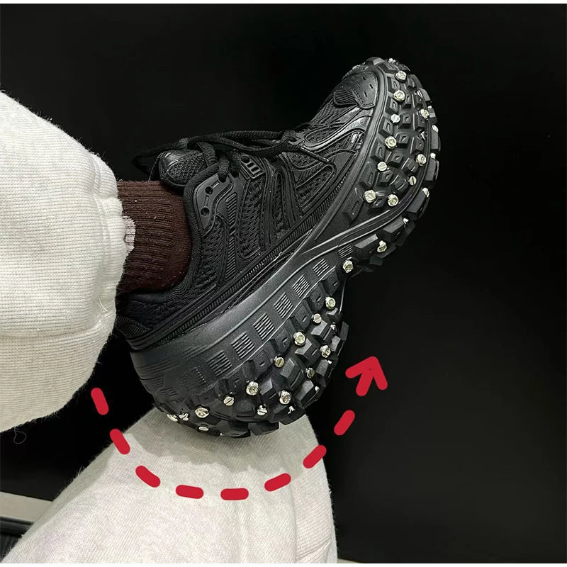 Fashion Brand Men's Or Women's Thick-soled Sports Shoes 2025 Spring New Rivet Design Couple Sports Shoes Breathable Casual Shoes.