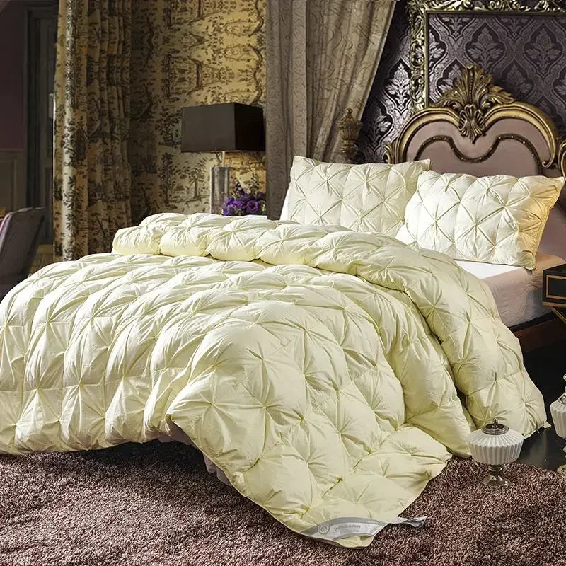 Goose Down Soft Duvet Luxury Blanket King Queen Twin Size Comforter Bedding Filler Bread Shape Super Warm Quilt.
