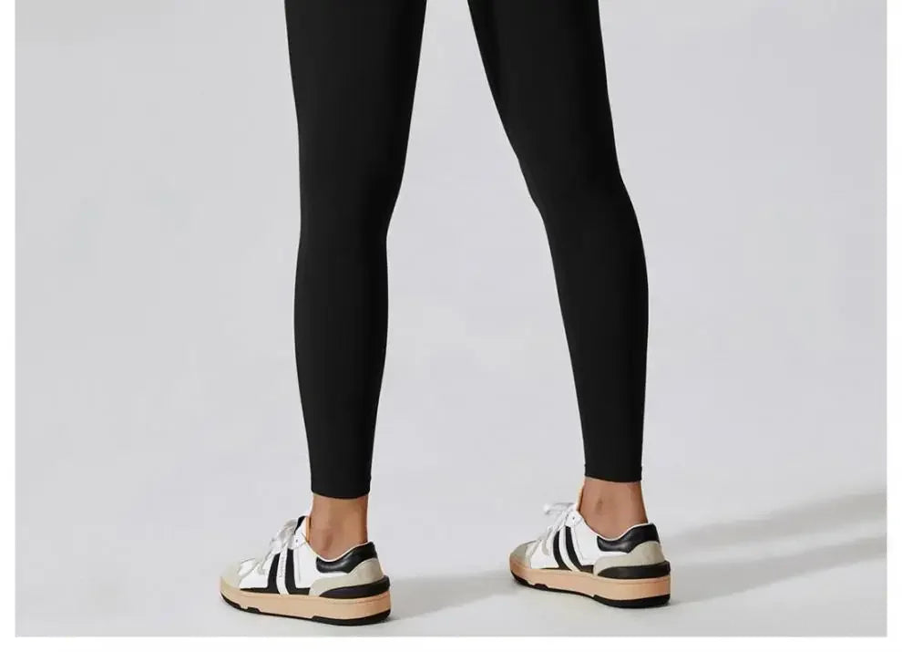 Fall New Style Long Sleeve Zipper Tight Butt Enhancing One Piece Fitness Pants Women Running Sports Training Yoga Black