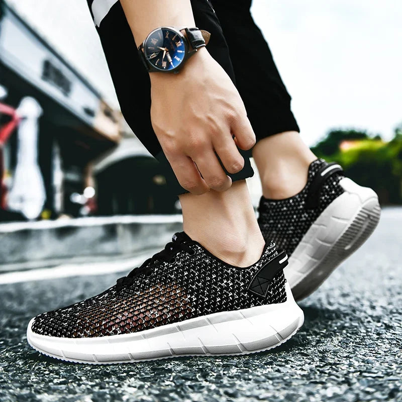 Summer Mesh Men Casual Shoes Comfortable Mens Walking Sneakers Breathable Hollow Man Running Shoes Lightweight Sport Shoes.