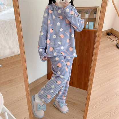 Winter-Damen-Pyjama-Homewear-Anzug, neues warmes Set aus Korallen-Fleece für Herbst und Winter, bequemer warmer Pyjama-Homewear-Anzug