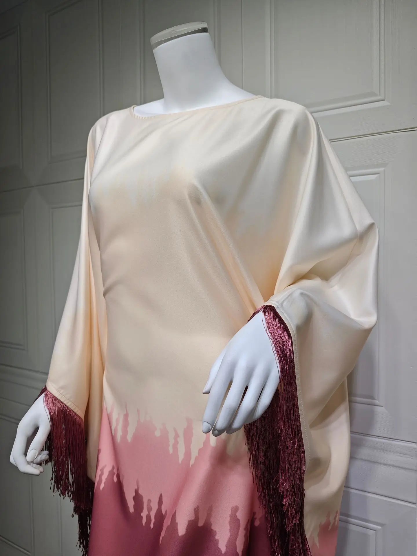 Uni Tassel Gradient Dubai Muslim Abaya For Woman O-Neck Elegant Casual Loose Moroccan Saudi Kebaya Fashion Party Dress 2025