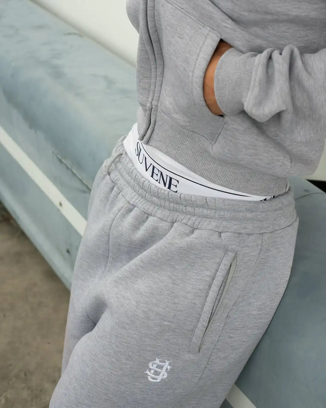 Men Monochrome Sporty Casual Suit Set Minimalist Versatile for Youth Comfortable Fabric Simple Stylish Everyday Wear Lightweight.