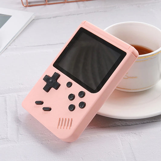 Retro Handheld Video Game Console 3.5inch TFT Screen Built-in 500 Game Nostalgic Games Console 1020mAh for Kids and Adult.