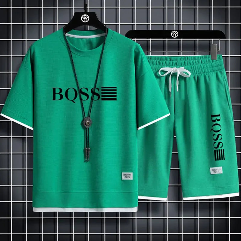 Men's summer new crew neck short-sleeved T-shirt + shorts two sets outdoor fashion hiking jogging breathable casual T-shirt set.