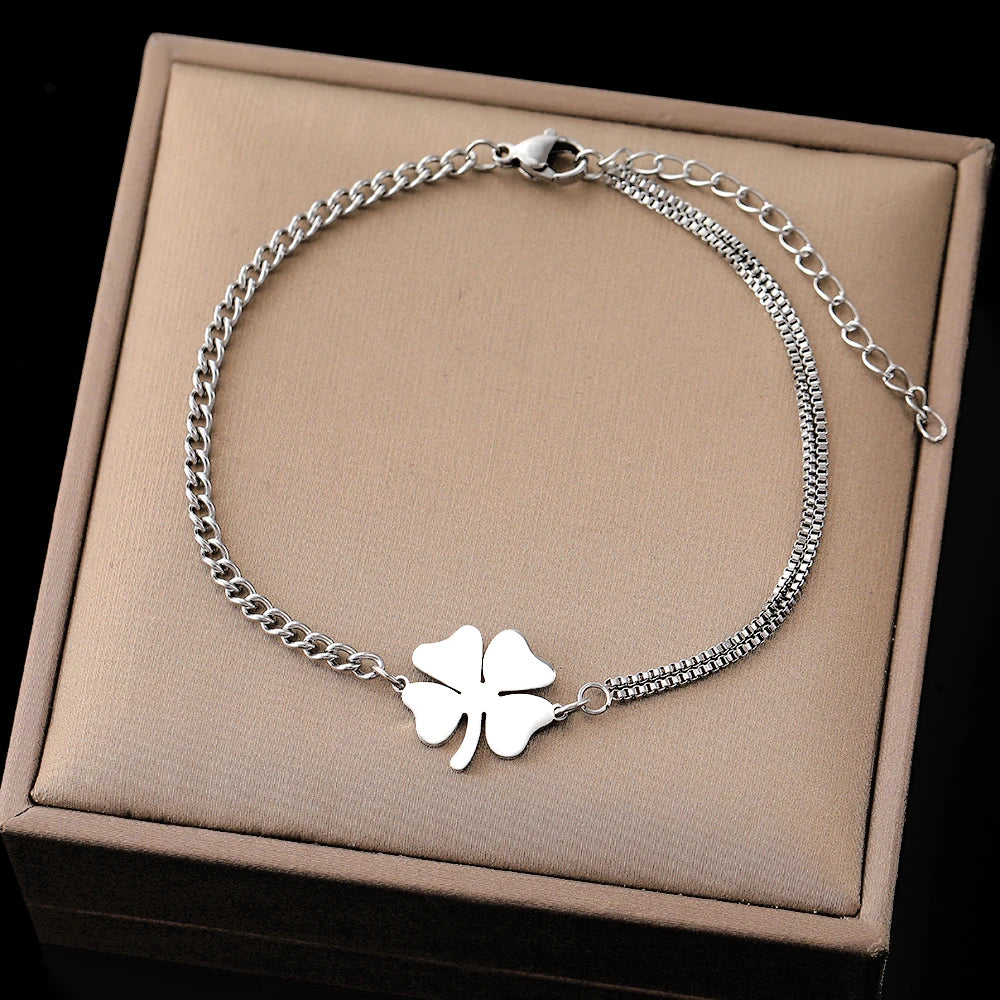 Stainless Steel Bracelets Classic Lucky Clovers Pendant Hip Hop Bracelet For Women Jewelry Non-fading High-quality Everyday Wear.