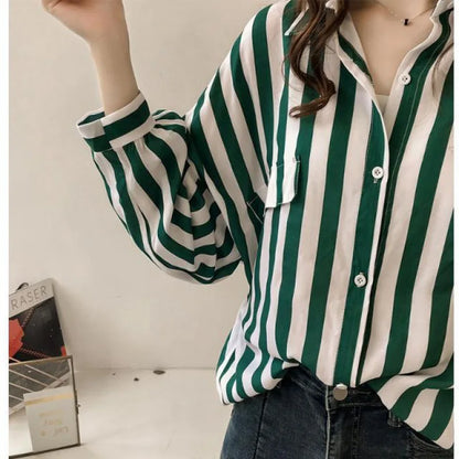 1pcs Woman Spring Autumn Stripe Shirts Lady Casual Long Sleeve Turn-down Collar Loose Shirt Female Chiffon Temperament Tops.