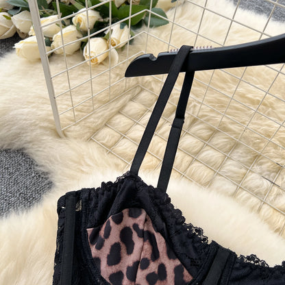 SINGREINY Sexy Party Langes Kleid Spaghettiträger Korsett Schlanke Spitze Patchwork Geraffte Mesh Rückenfrei 2025, Leopardenmuster Maxi-Sommerkleid.