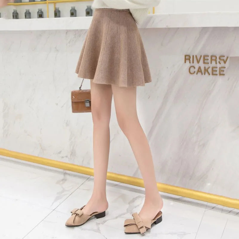 Solid Color Basic Knitted Mini Skirts Women New Autumn Winter Elastic Waist A-Line Skirts Ladies Korean All Match Pleated Skirt.