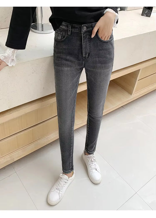 Winter Thick Female Velvet Women High Waist Skinny Jeans Simple Fleece Warm Slim Fit Stretch Ladies Casual Denim Pencil Pants.