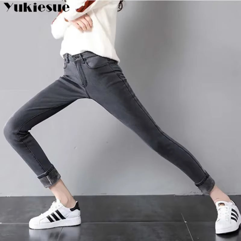 2022 Winter Jeans for Women High Waist Jeans Female Trousers Thickened Jeans Clothe Velvet Thick Warm Push up Mom Jeans Woman.